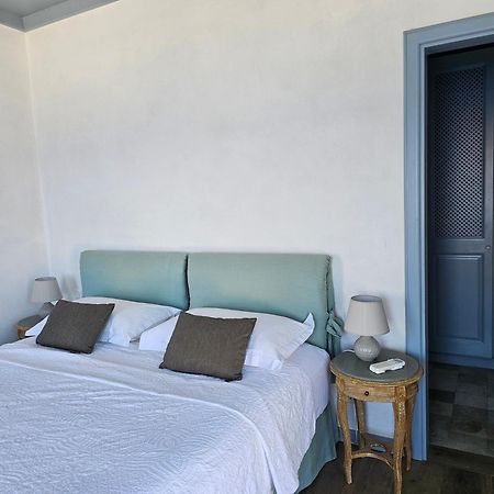 Bed and Breakfast The Anchor House Symi Habitación foto