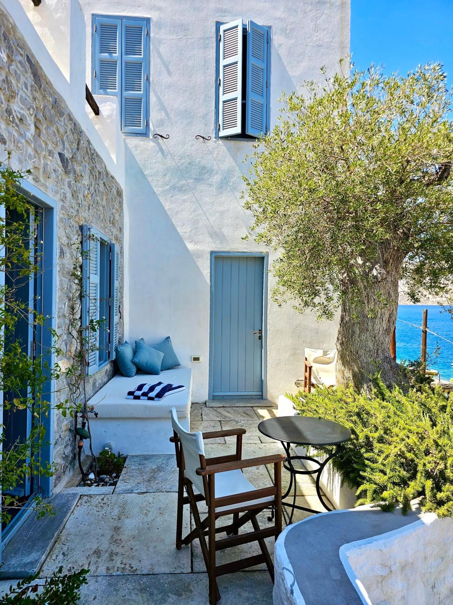 Bed and Breakfast The Anchor House Symi Exterior foto