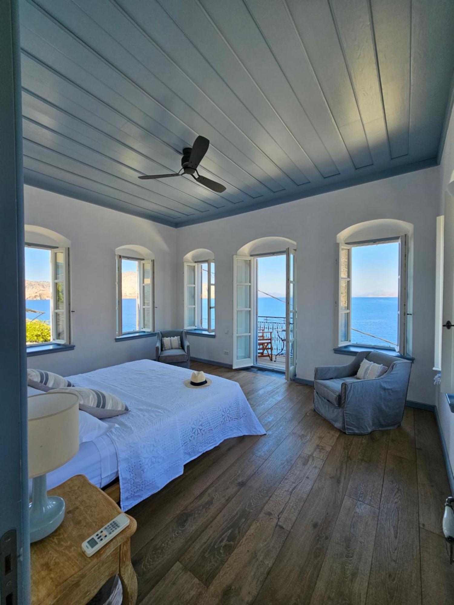 Bed and Breakfast The Anchor House Symi Exterior foto
