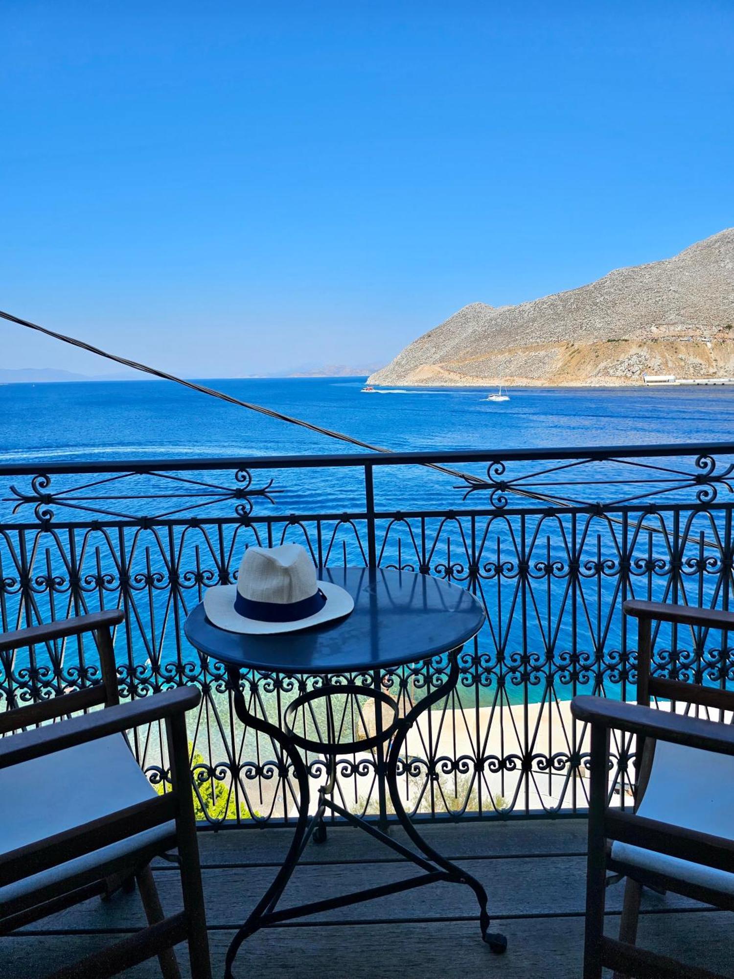 Bed and Breakfast The Anchor House Symi Exterior foto